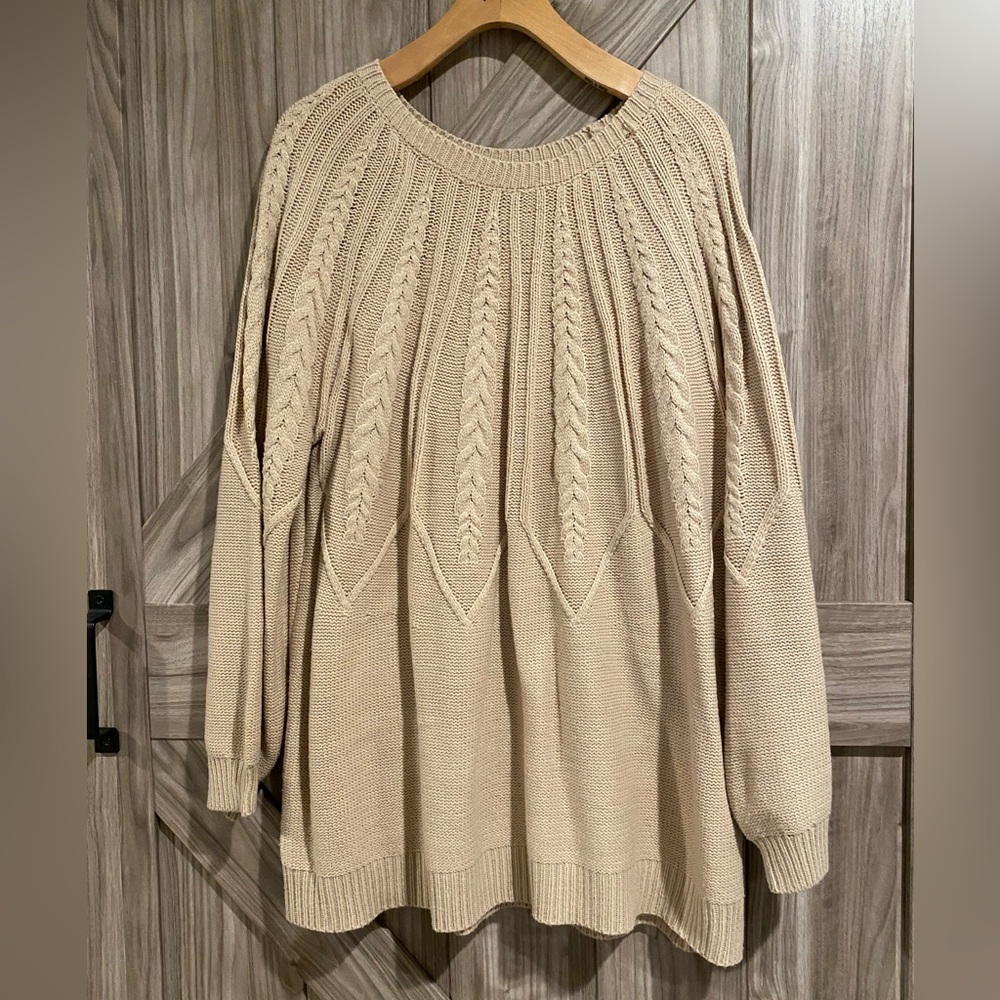 BllomChic Cozy Beige Cable Knit Sweater.  Size 18/20